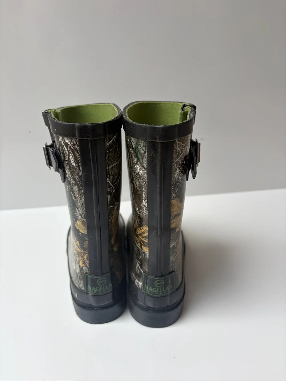Kids Magellan Outdoors Camo Rubber Rain Boots Waterproof Realtree Edge Size 3